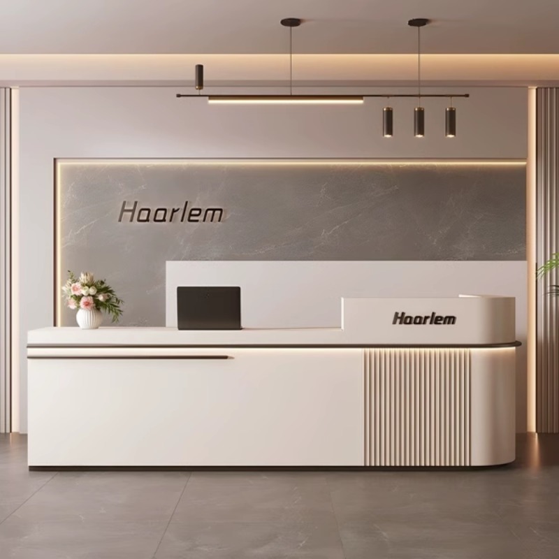 Biurko recepcyjne w stylu fran – Office Furniture Center recenzja i cena